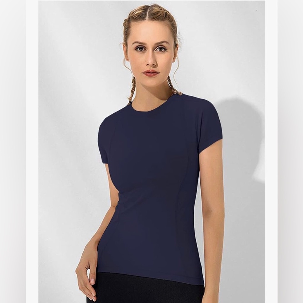 Loovoo Women’s Navy Workout T Shirt Size XS NWOT